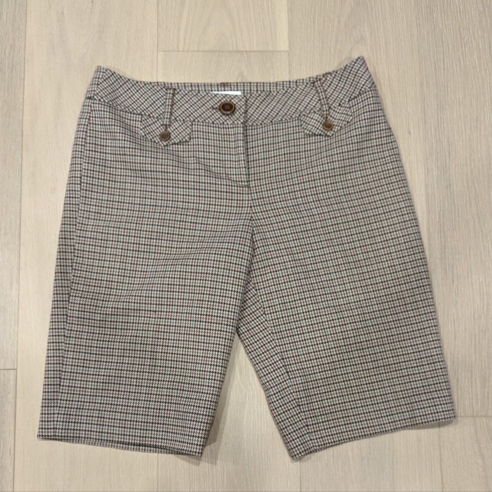Dressy plaid bermuda shorts